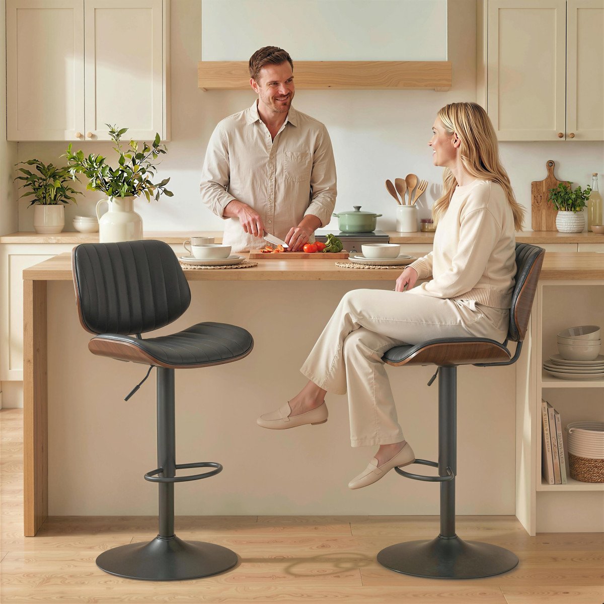 Bar Stools Set of 2, Swivel Counter Height Barstools with Back, Adjustable Height, Black